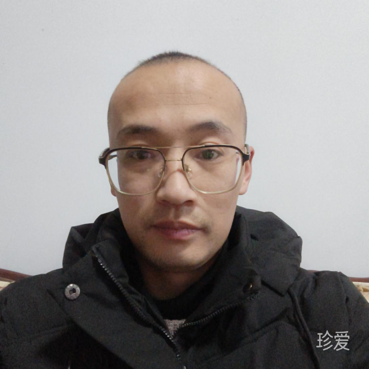 泊霖