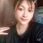 海風(fēng)吹著碎花裙