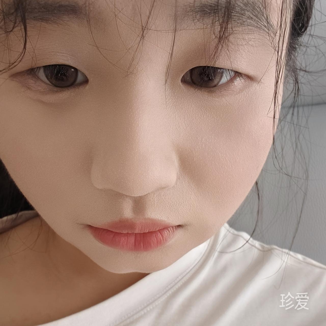 一朵小白花