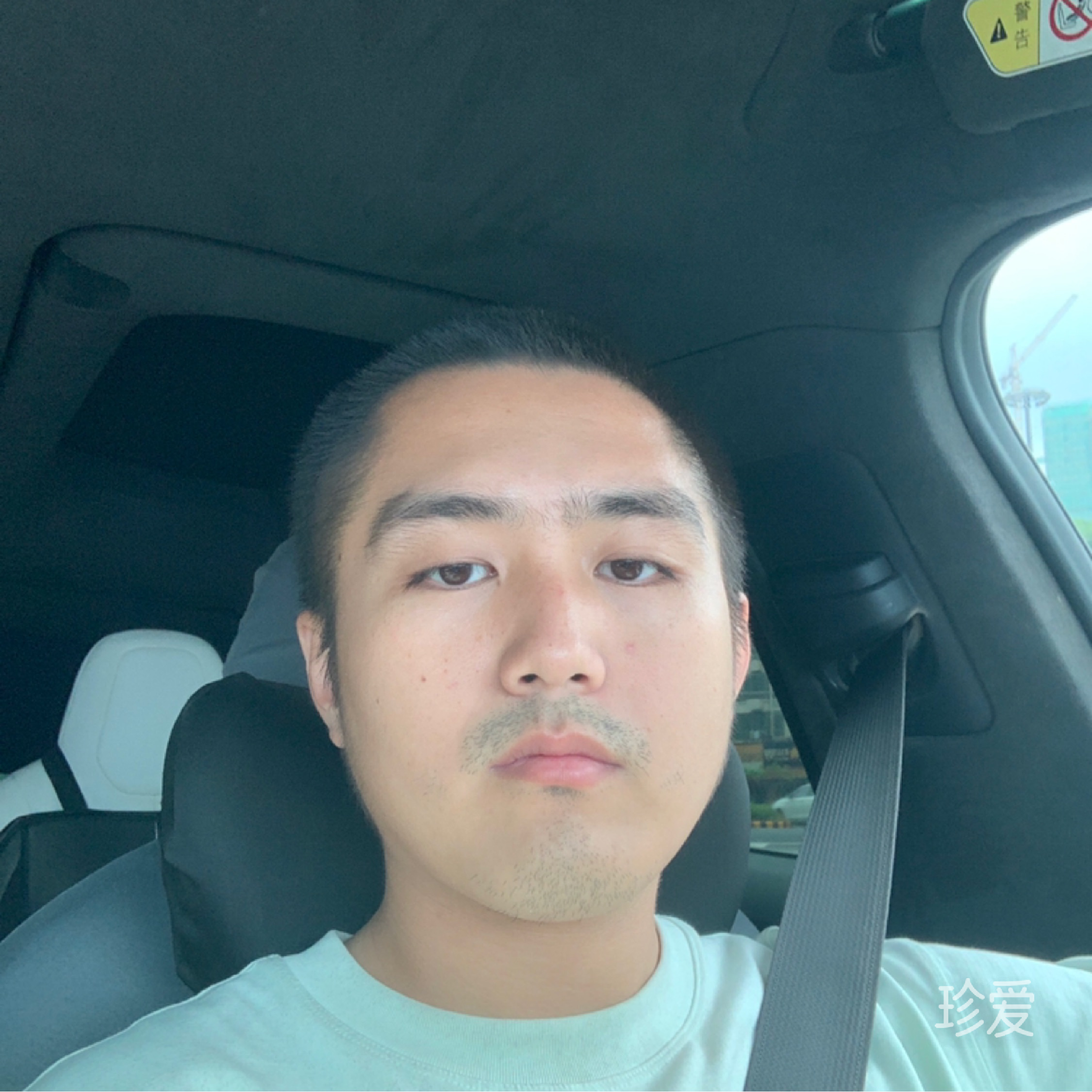 小萬(wàn)愛(ài)玩車(chē)