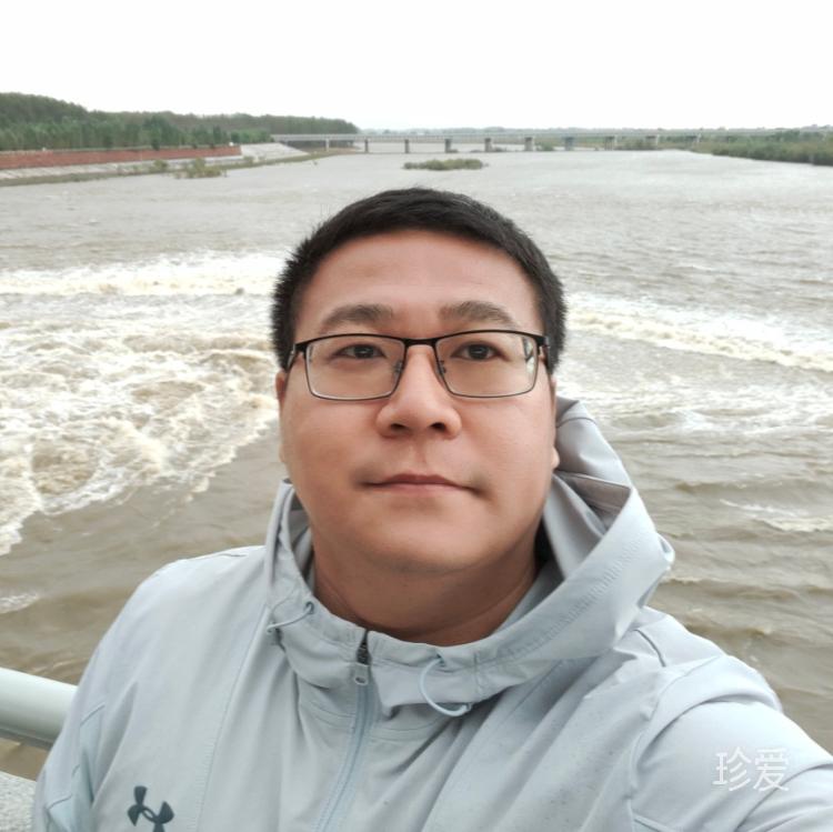 左然