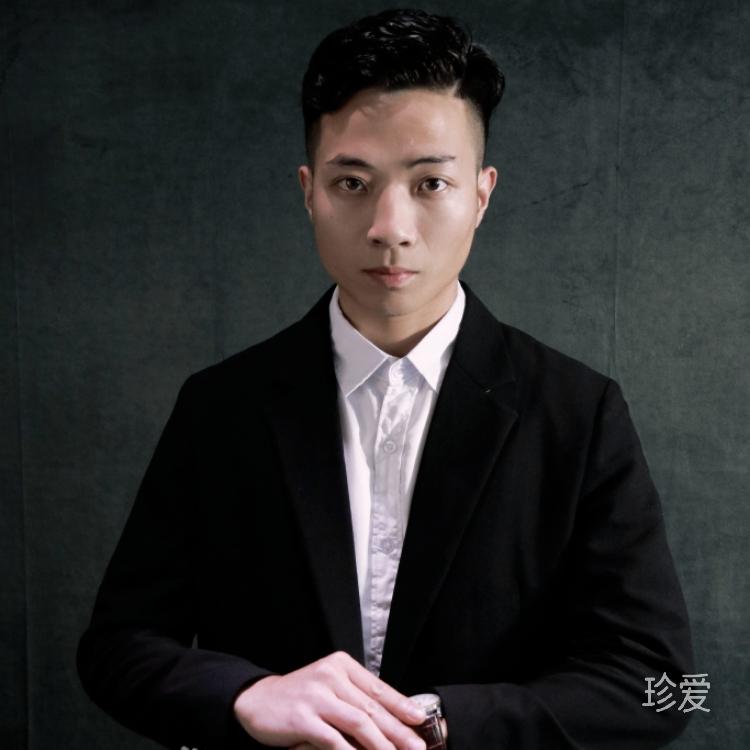 爱奋斗爱美食的Q