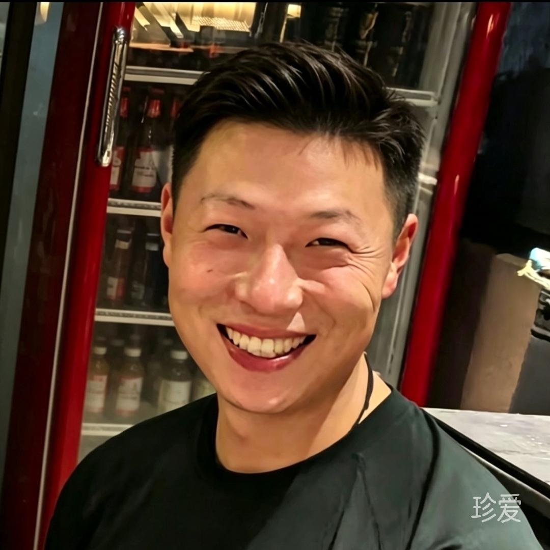 树上小熊猫