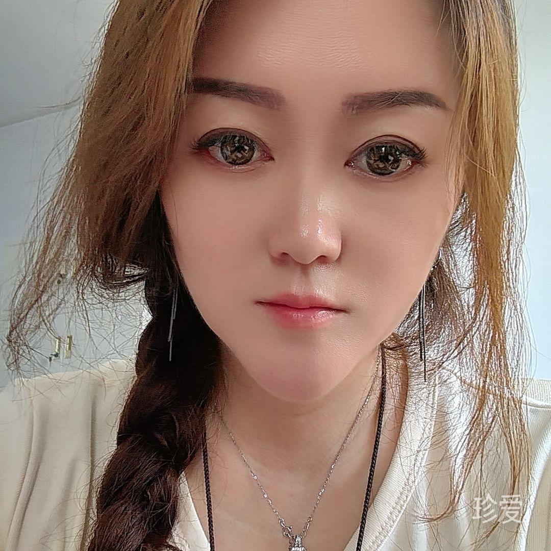 怡凡