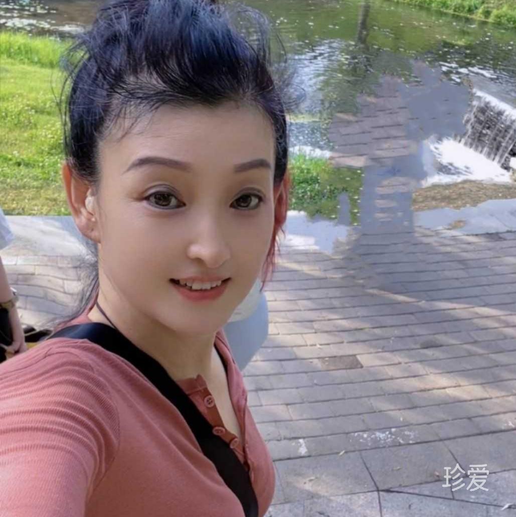 艷陽(yáng)高照伴清途