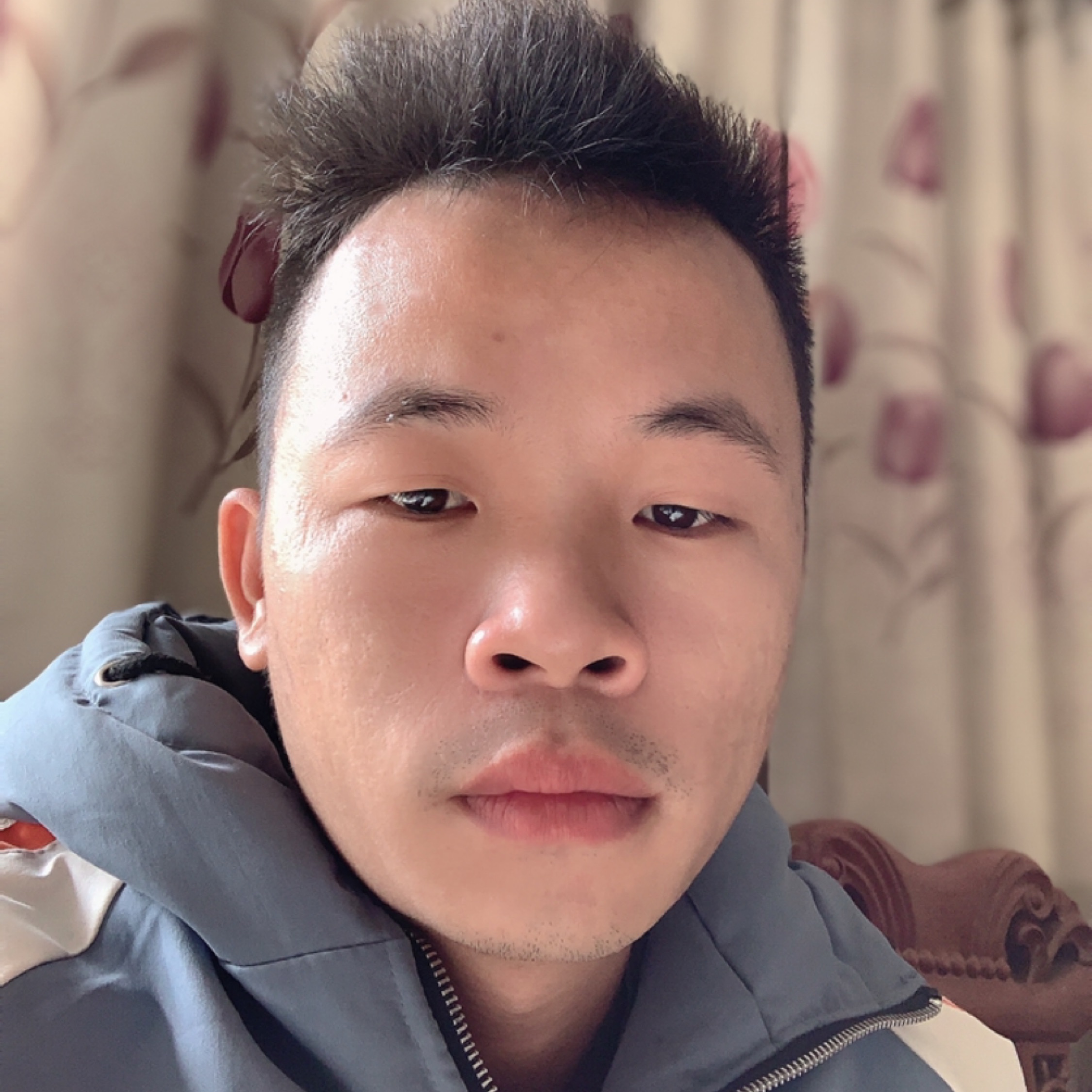 劃船不用槳全靠浪