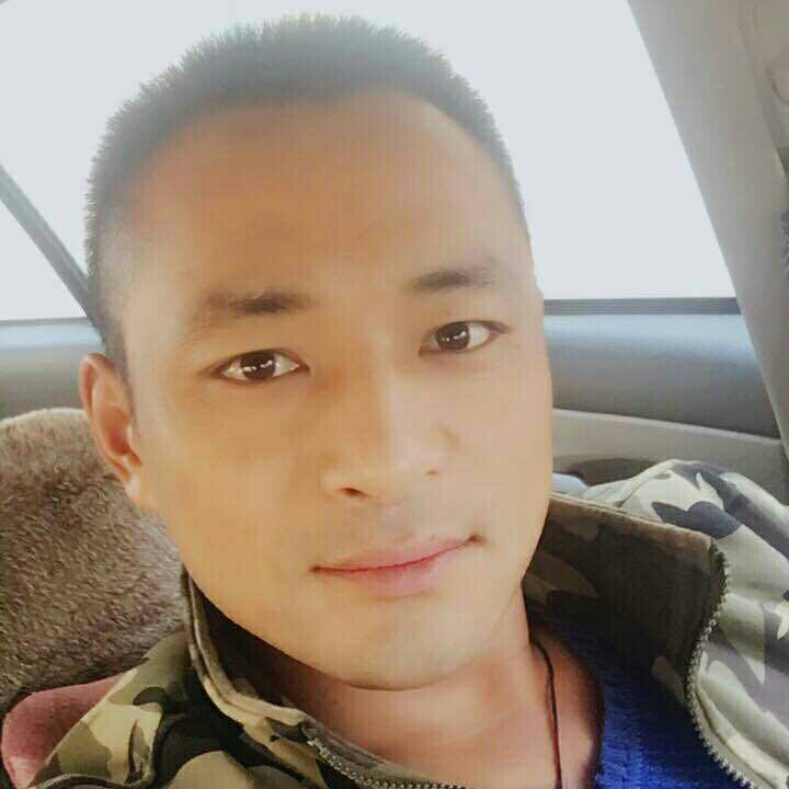 右手的執(zhí)著