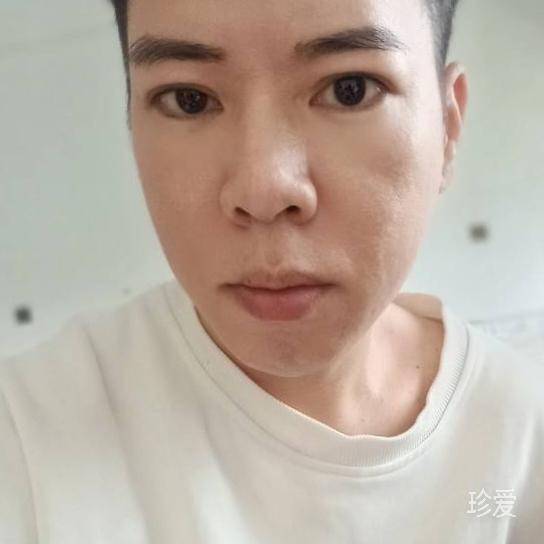 荒漠中的一片叶