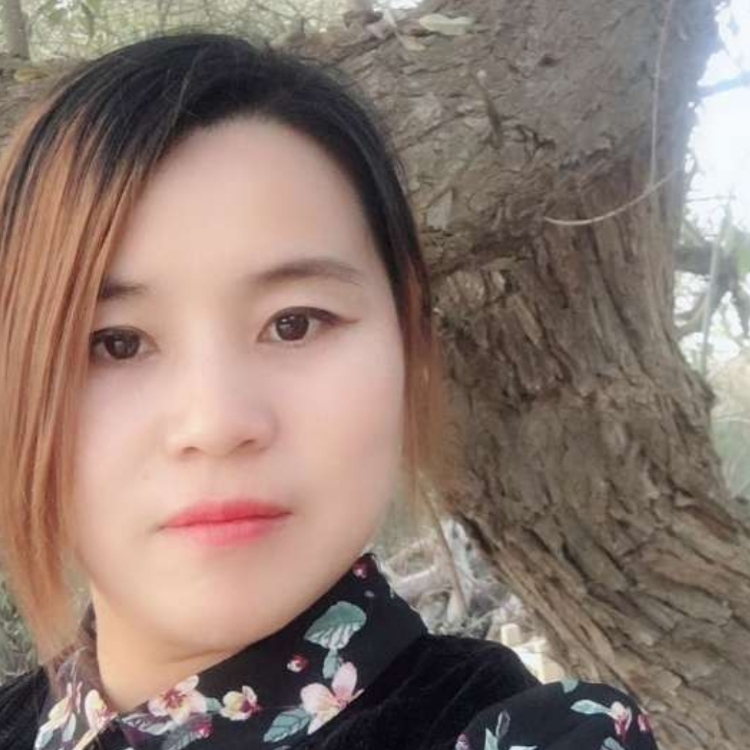 在機場等一艘船