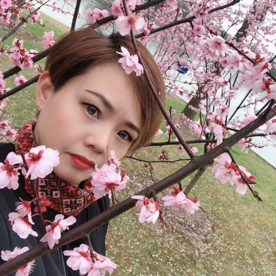 做貓一樣的女人