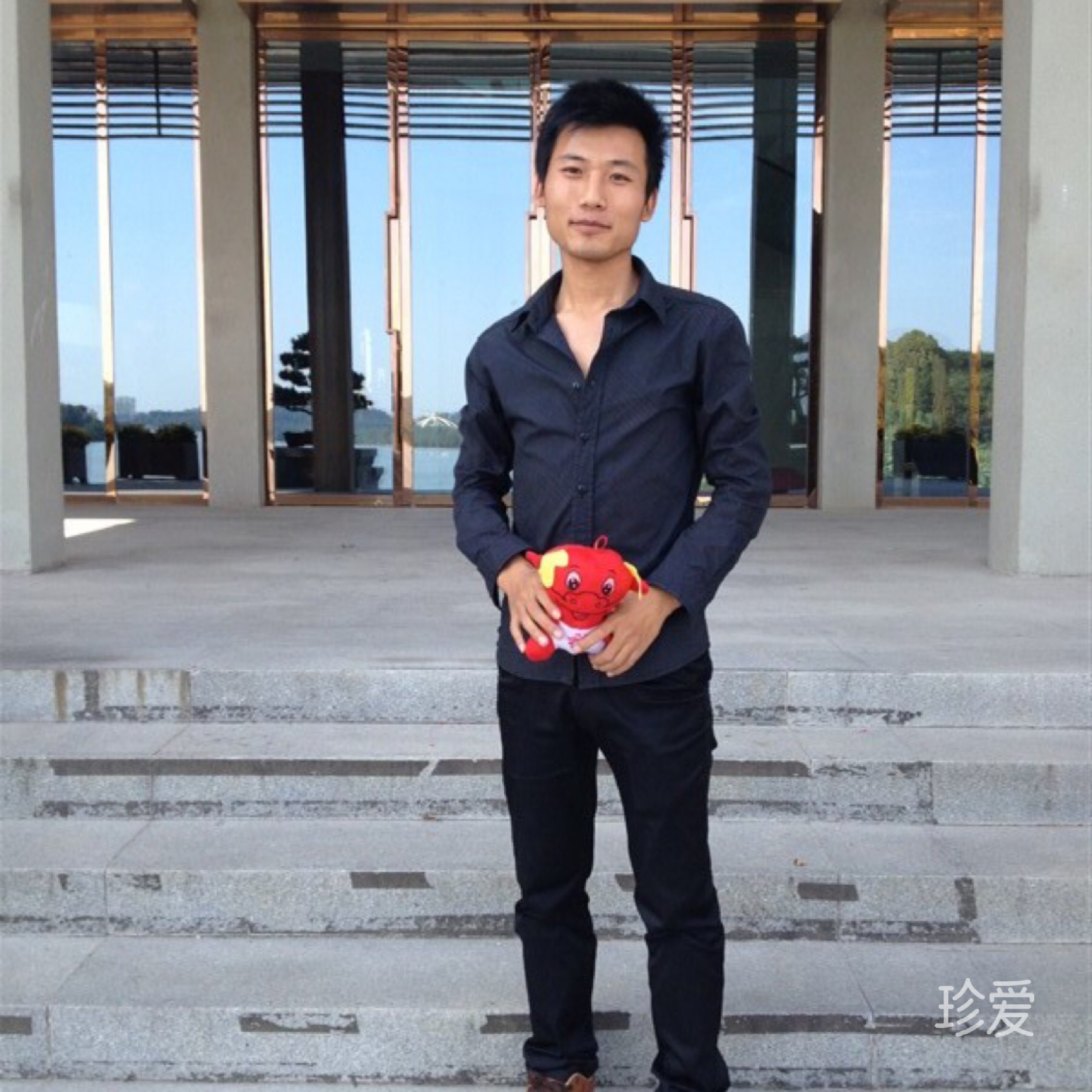 幼稚园笑的最灿烂