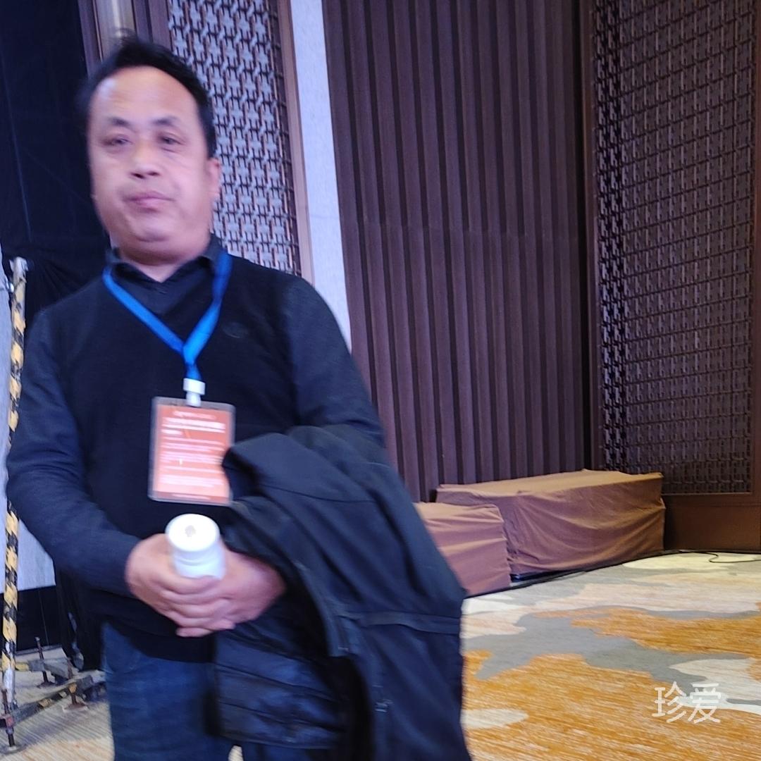 戏演完了人分散
