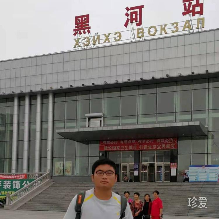 奋斗中的张先生