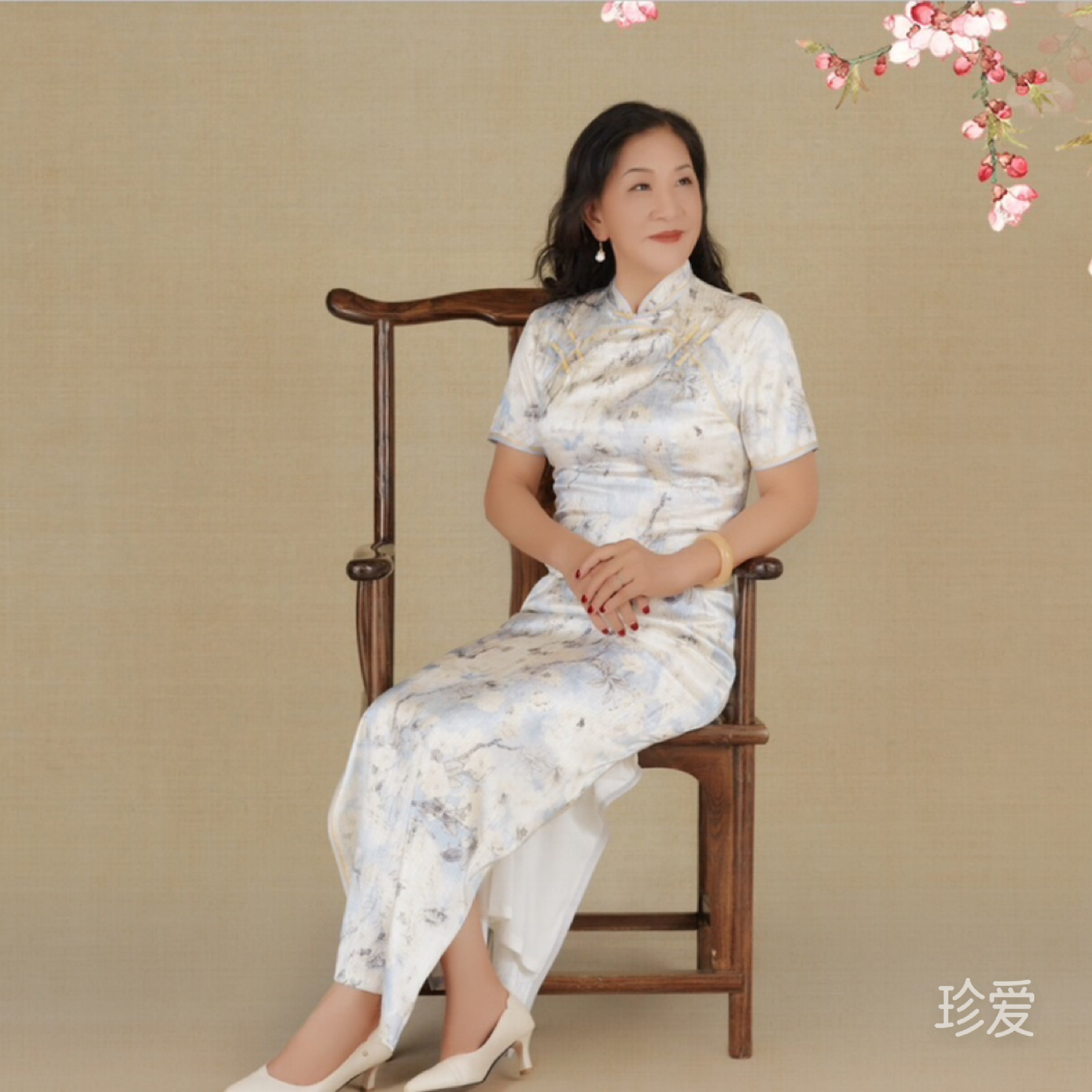 微風(fēng)拂曉城