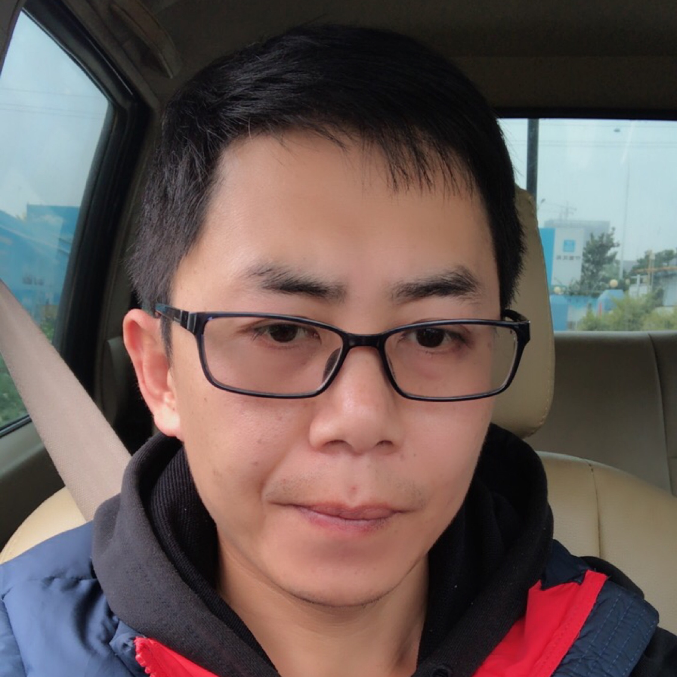 不吃竹筍的老熊貓