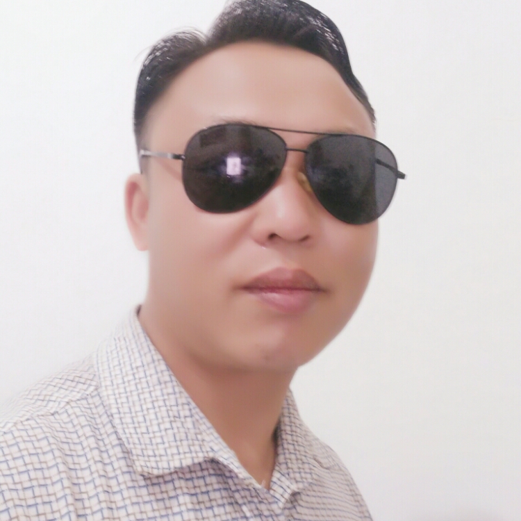 玩世界名犬杨哥