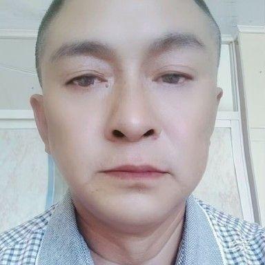 爱你的人