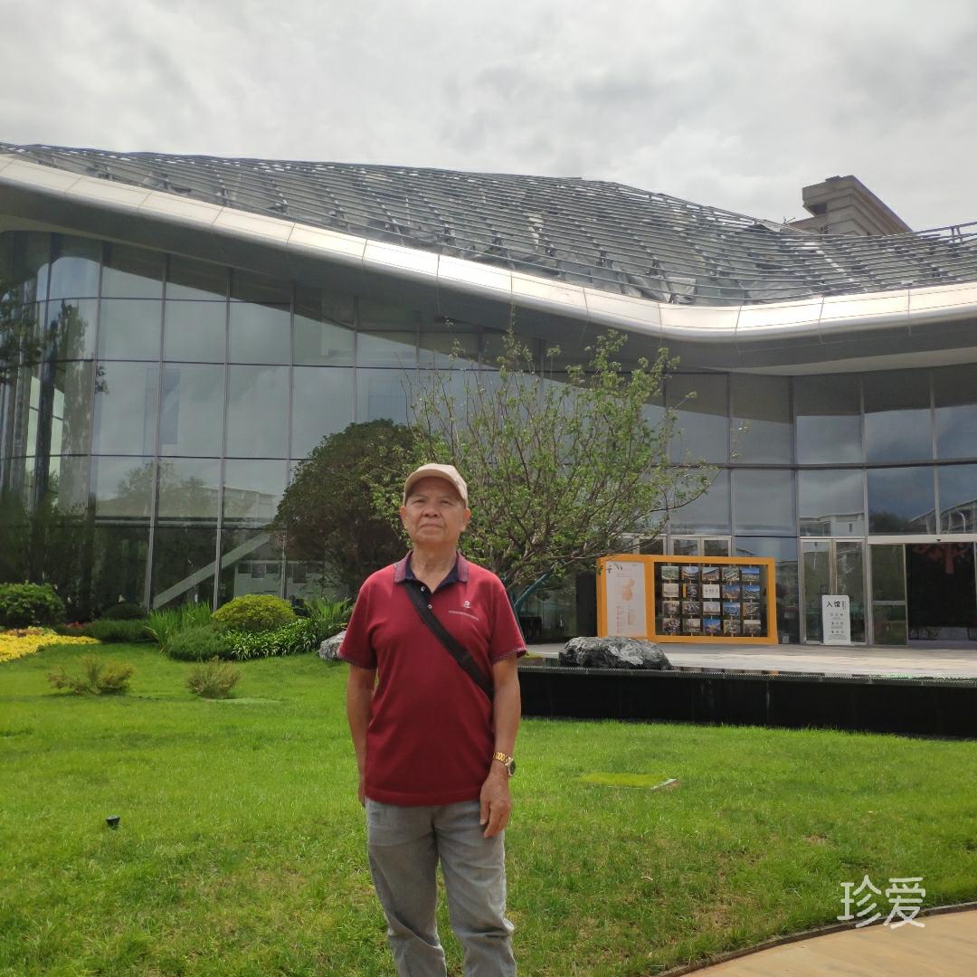 低調做人勤奮做事