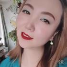 笑著奔跑
