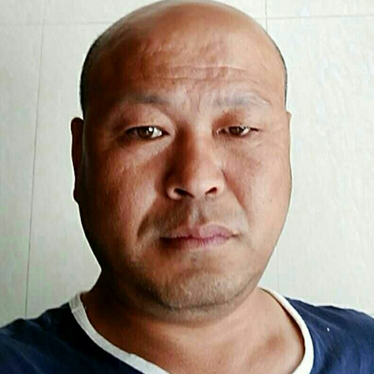 人生何處不相逢