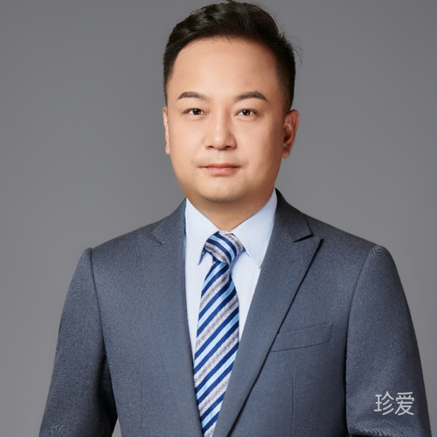 董先生