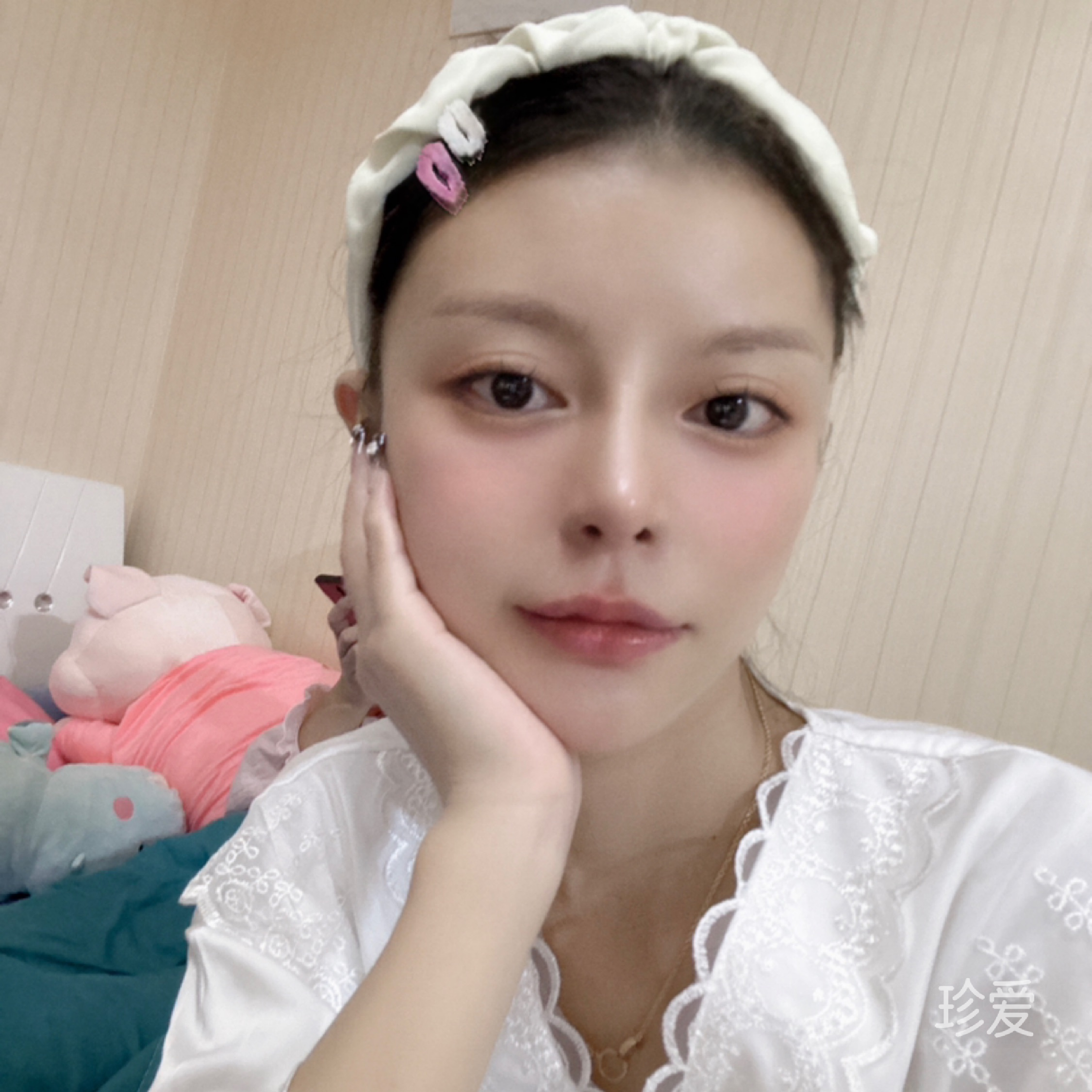 愛吃榴蓮的女孩