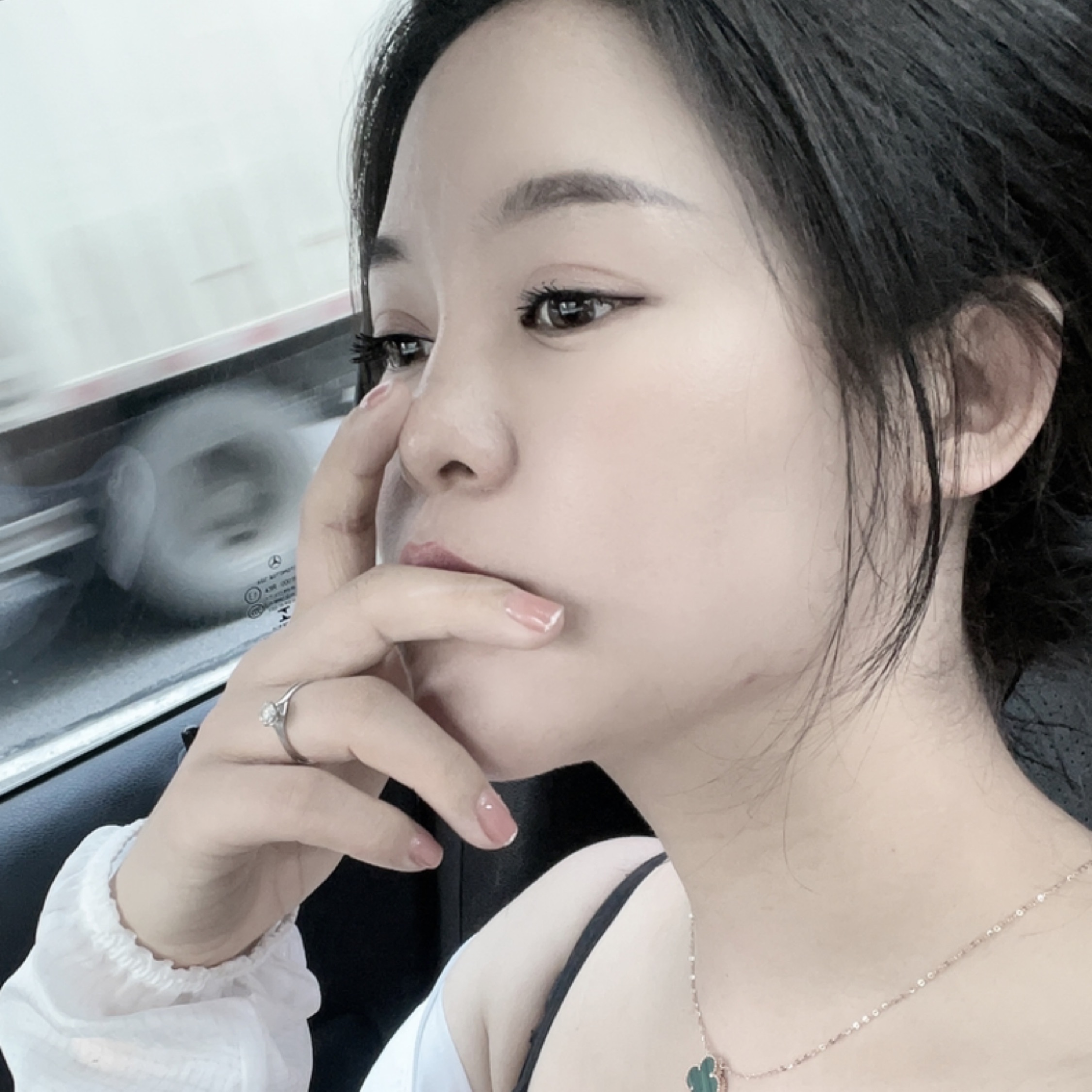 不粘人的小妖精