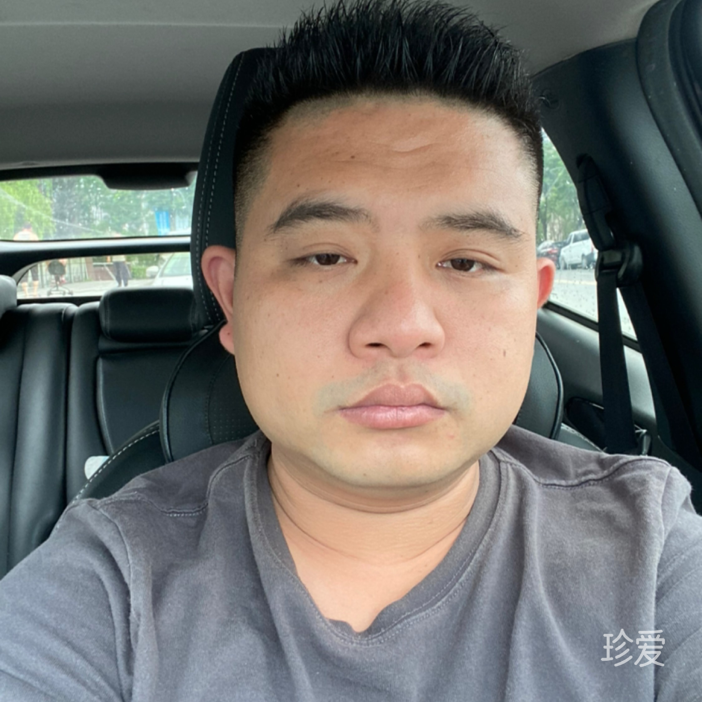 爱在向我走来