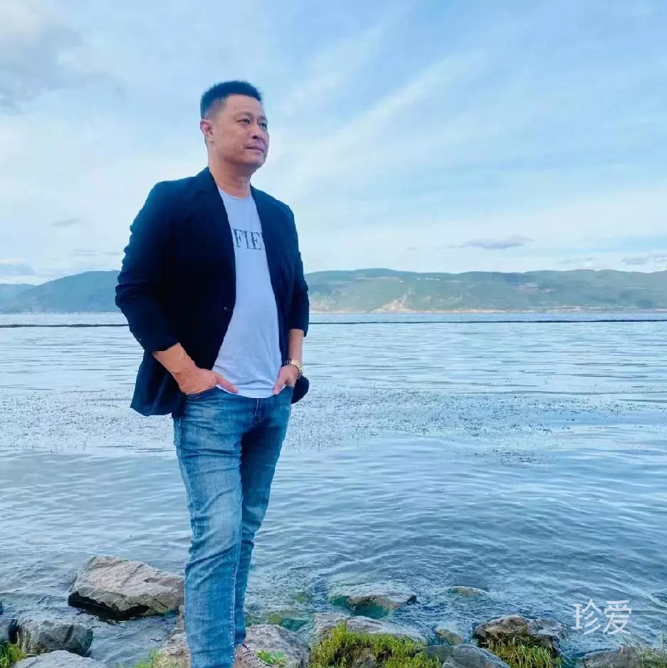 张扬