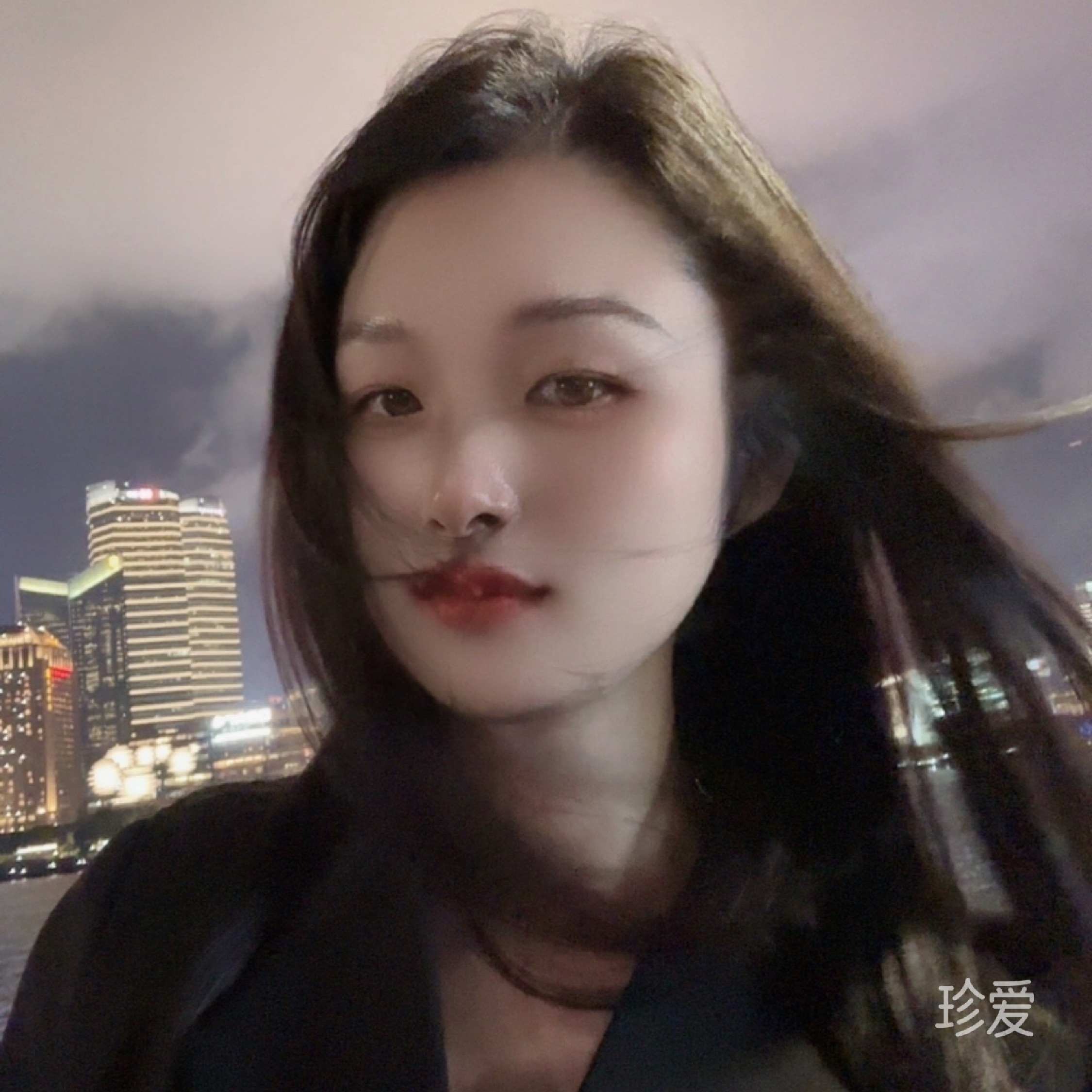 思思
