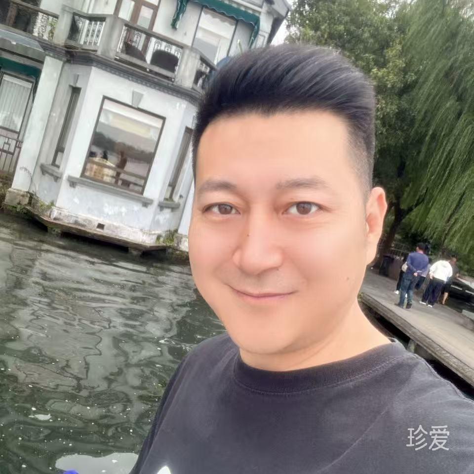 淡淡的笑