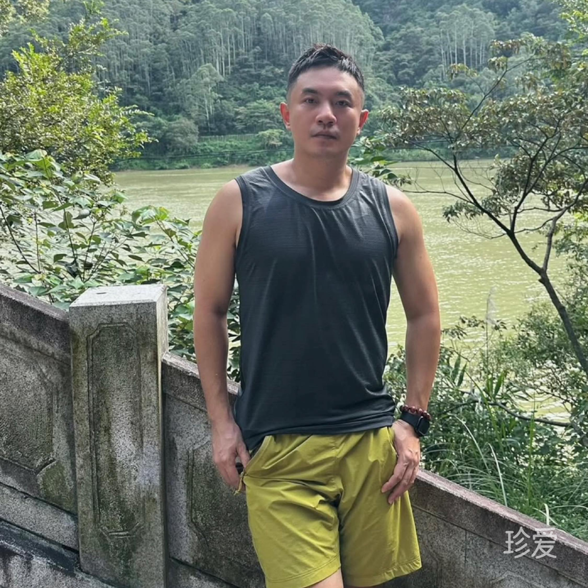 窗外