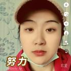 海風(fēng)吹著碎花裙