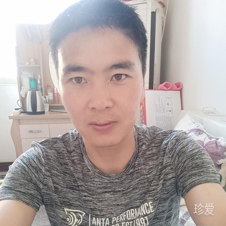 草原的湖边