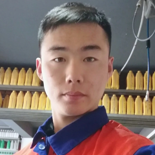 帥氣小伙你鋒哥