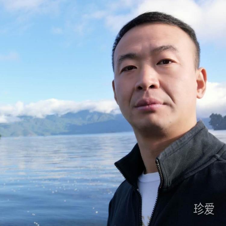 阿瑞