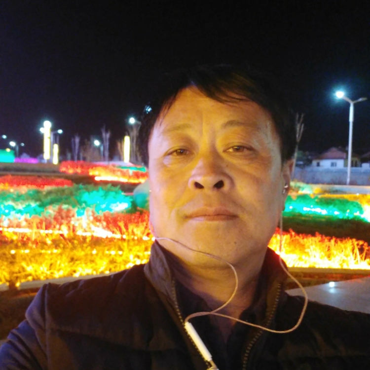 寂寞的人在想你