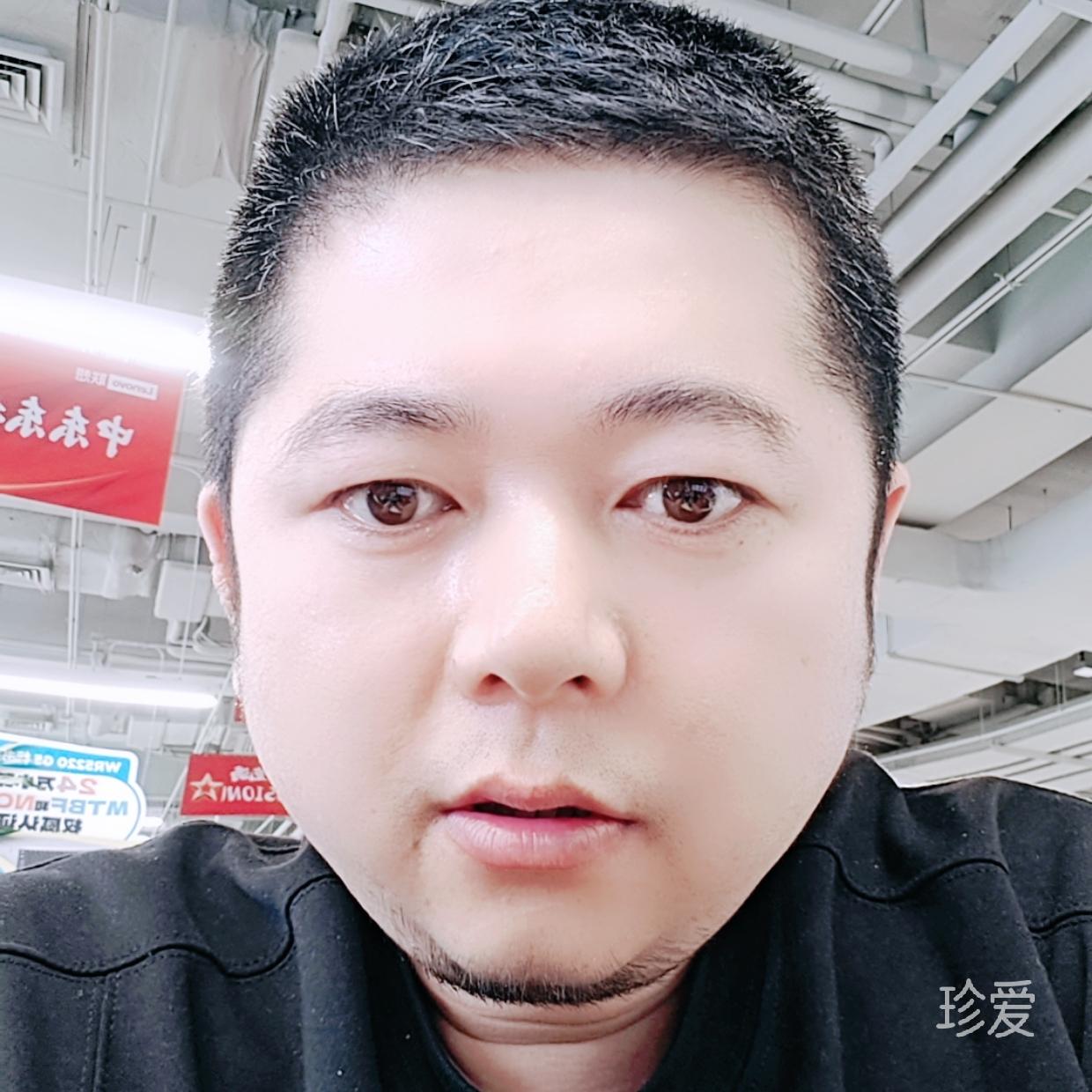 亮亮