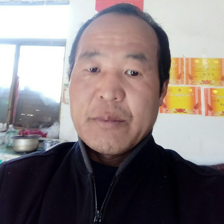 有爱心的小白兔