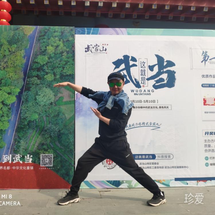 左轉(zhuǎn)右轉(zhuǎn)