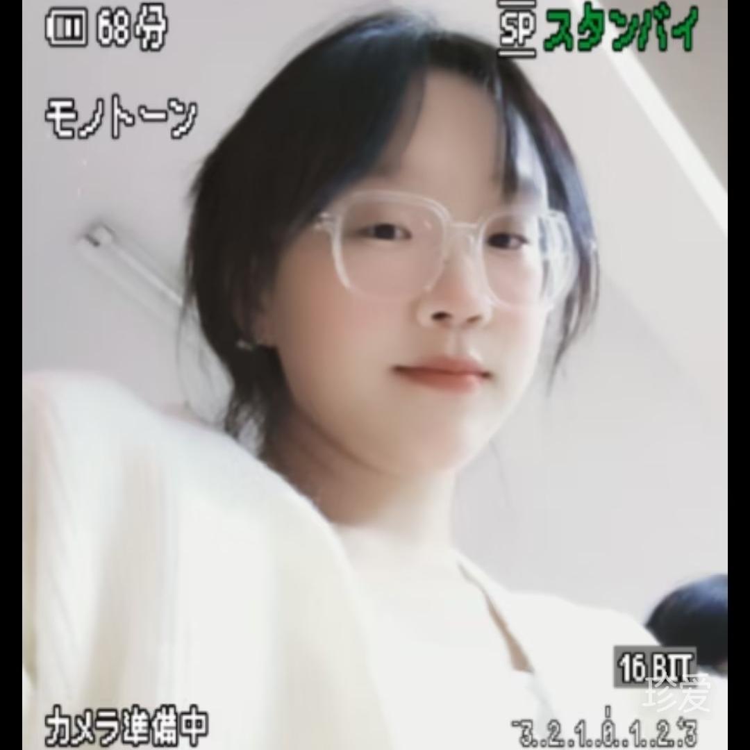 会撒娇的镜子