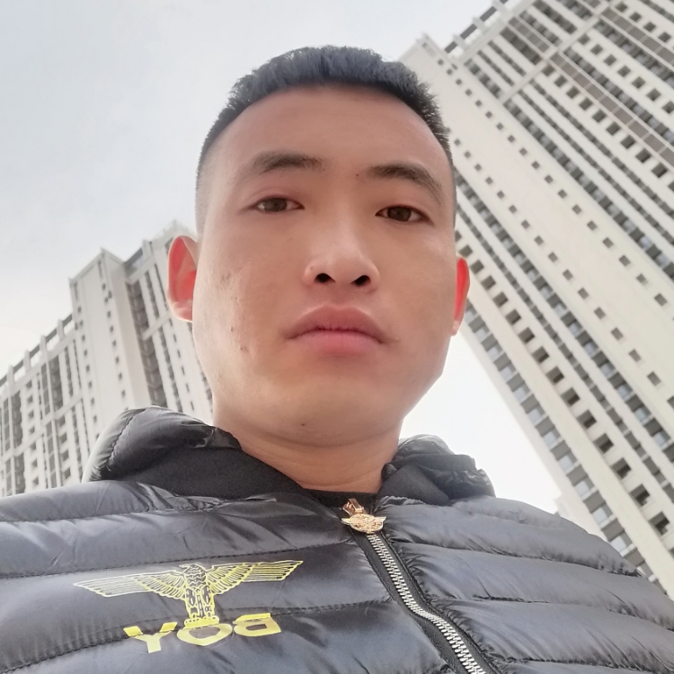 秋風(fēng)中的落葉