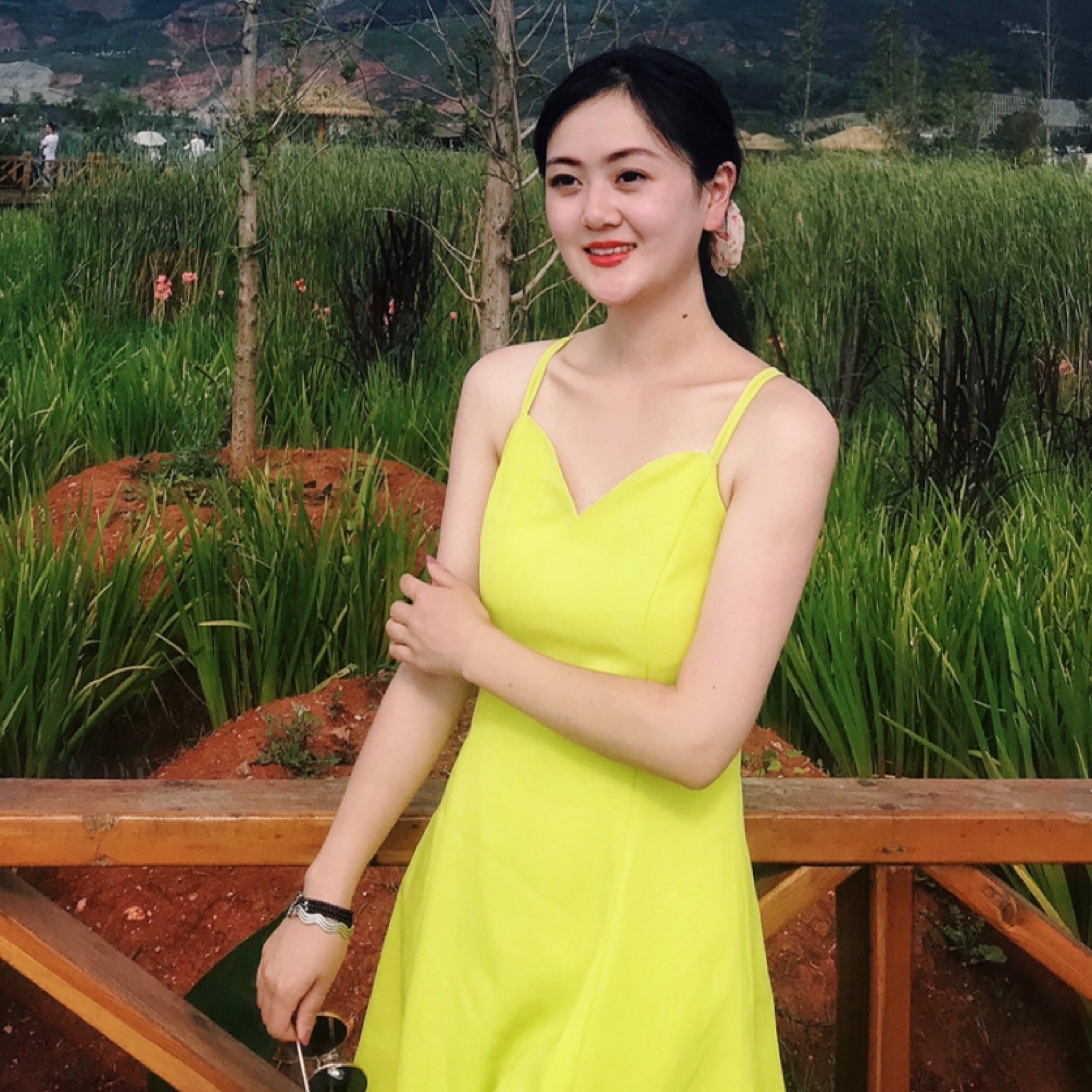 男, 26岁, 北京 ,未婚, 176cm,高中及以下 ,其他职业 , 3001-5000元