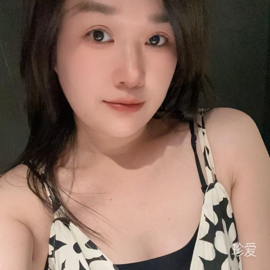 水晶玉女