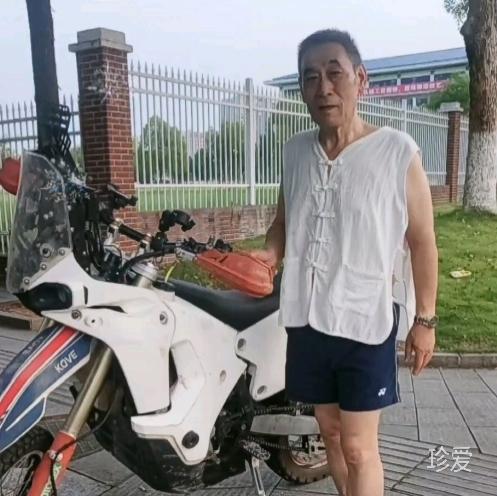 阳光老男孩
