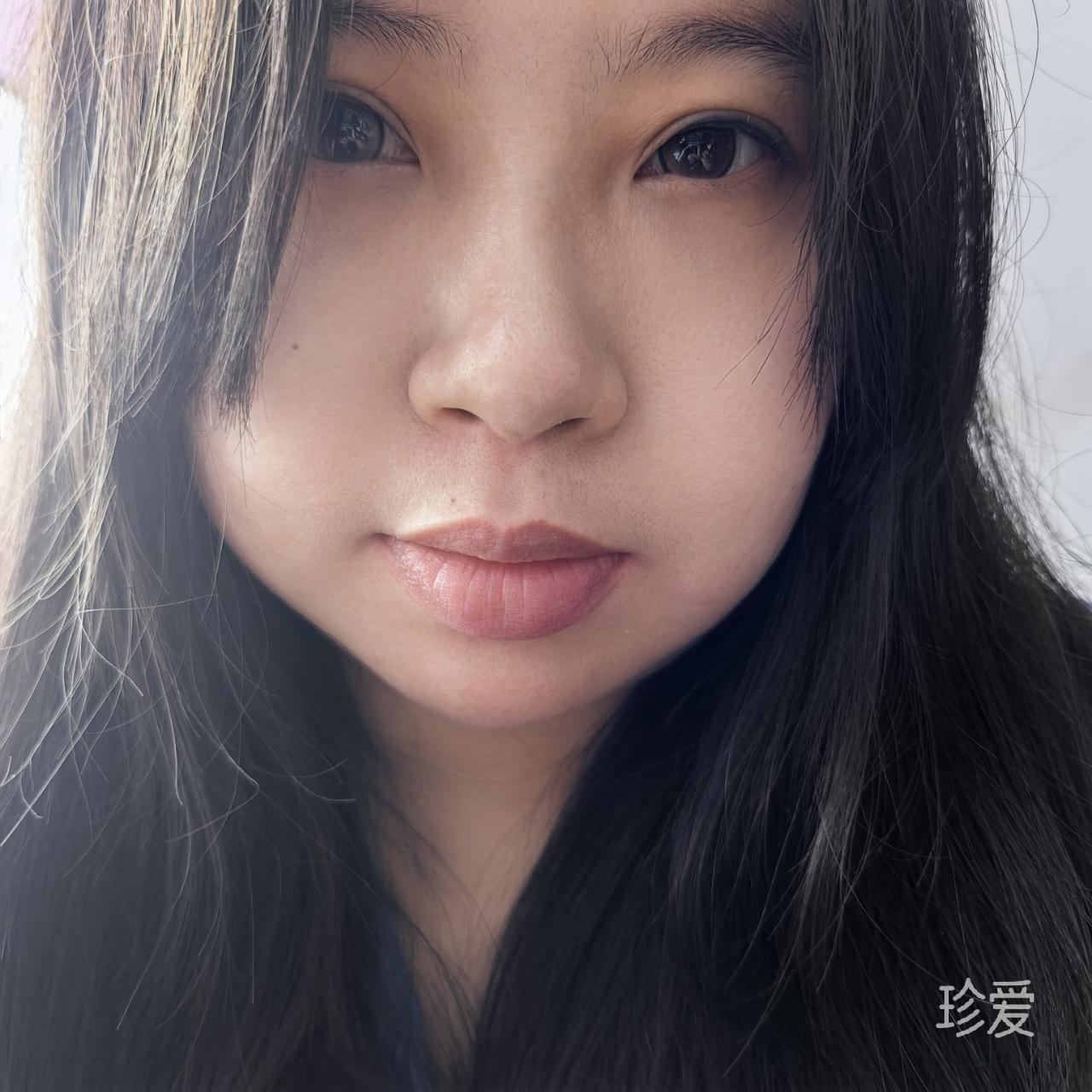 划过指尖