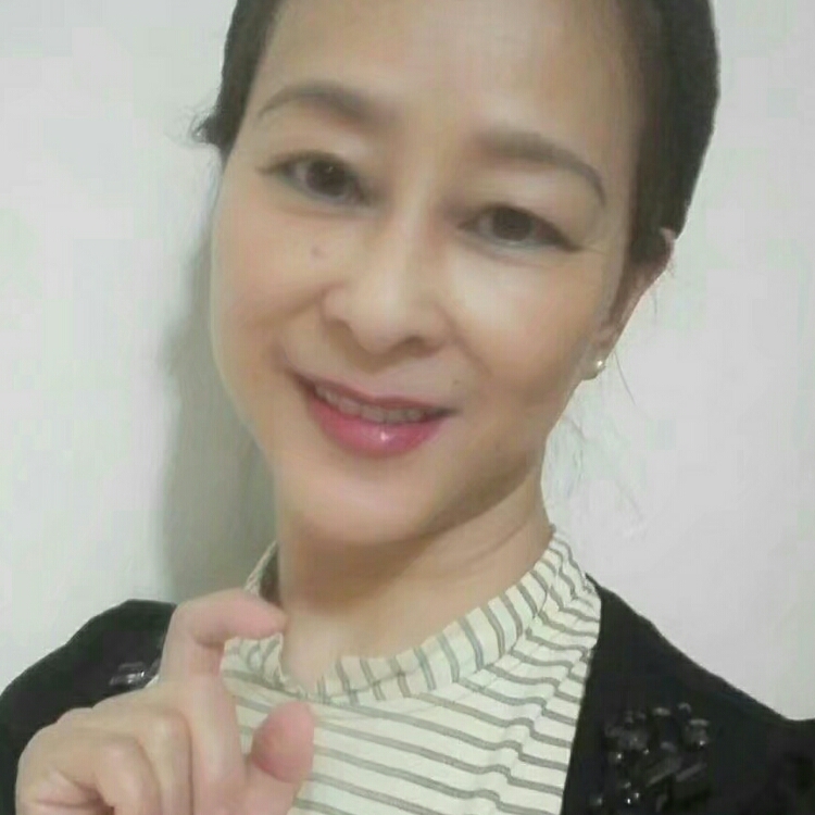 把你的肩膀给我靠