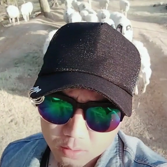 小農(nóng)民尋真愛