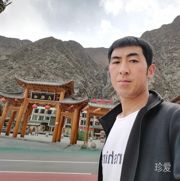 愛在天地間流轉(zhuǎn)