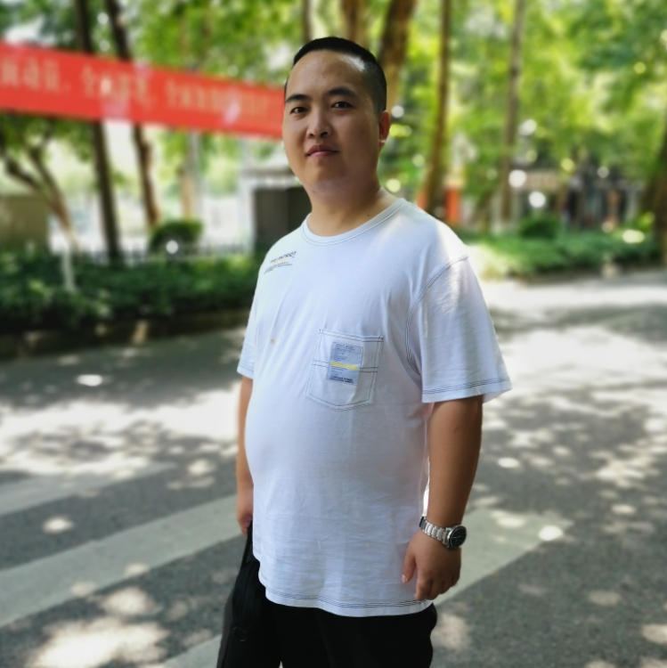 平凡且平淡之人